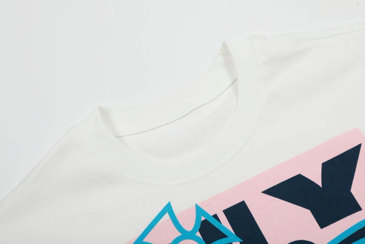 VIVI162#vivienne west wood Queen Mother West Vivienne large letter printed short sleeves 2025 top hot style Size: XS-L